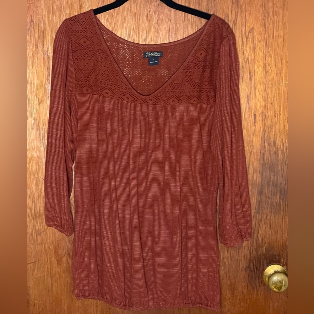 Women’s Rust Lucky Brand blouse. Size L.